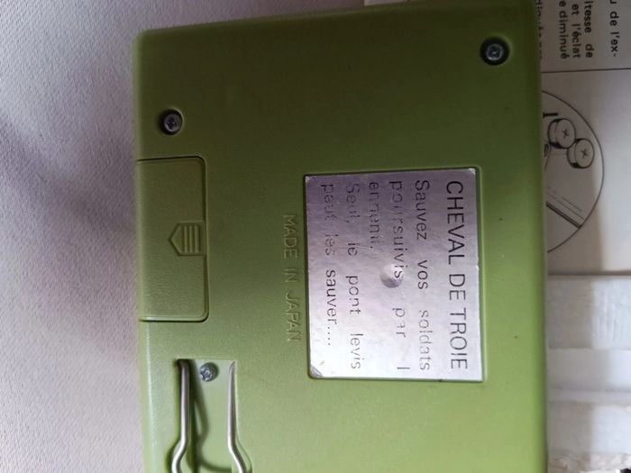 Jeu électronique LCD Lansay cheval de troie - photo numéro 5