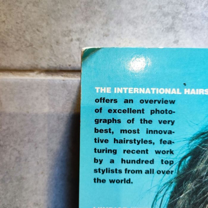Livre photos artistiques sur la coiffure, "THE INTERNATIONAL HAIRSTYLE INDEX" , The Pepin Press, EN ANGLAIS - photo numéro 4