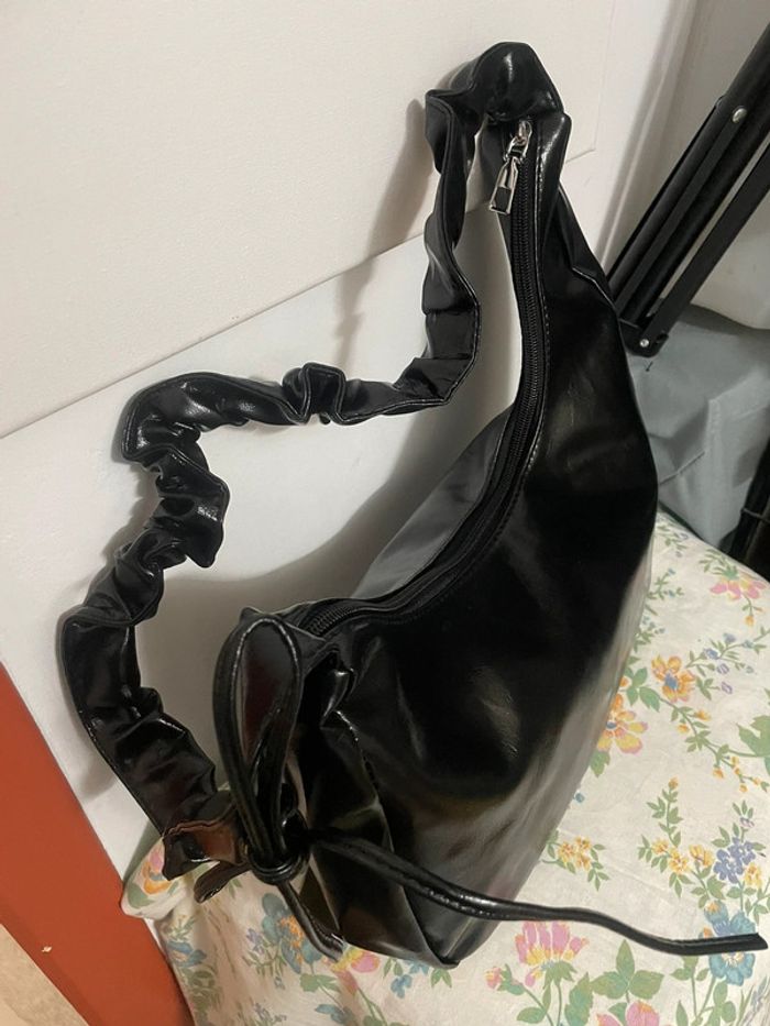 Sac à Épaule Plissé en Cuir Synthétique noir Doux pour Femme - photo numéro 2