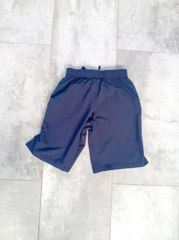 Short sport