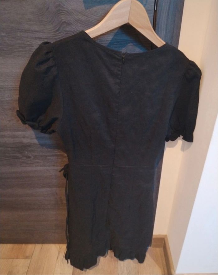 Robe noir légère - photo numéro 4