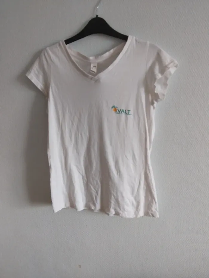 Tee-shirt taille L - photo numéro 2