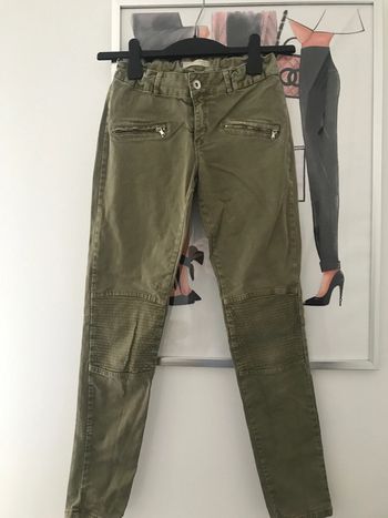 Joli pantalon kaki Zara 14 ans