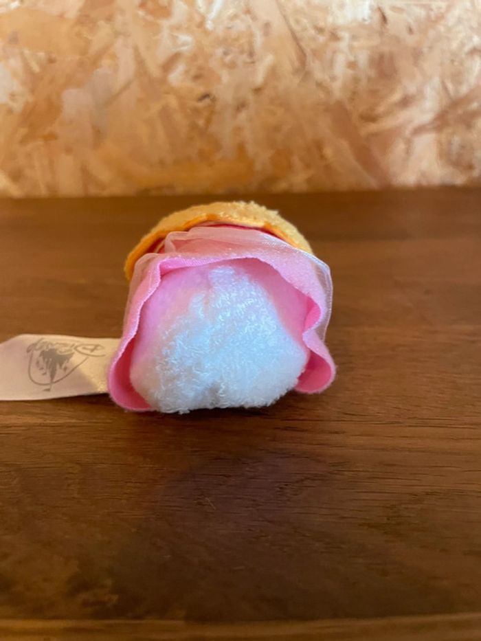 Tsum Tsum officiel Disney la princesse Aurore dans la Belle au bois dormant - photo numéro 4