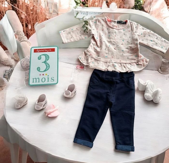 Ensemble 3 mois pull et pantalon