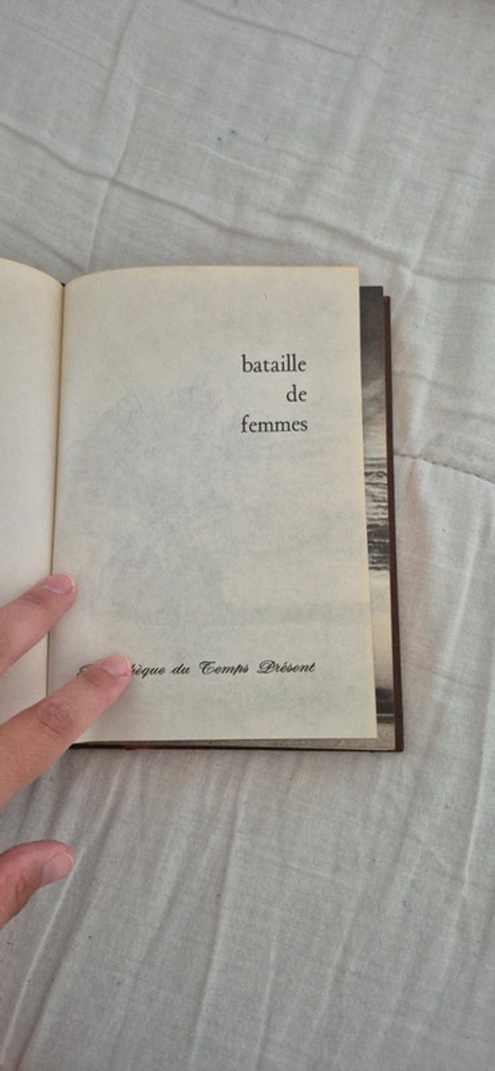 Livre la bataille de femmes de Vicki Baum - photo numéro 2