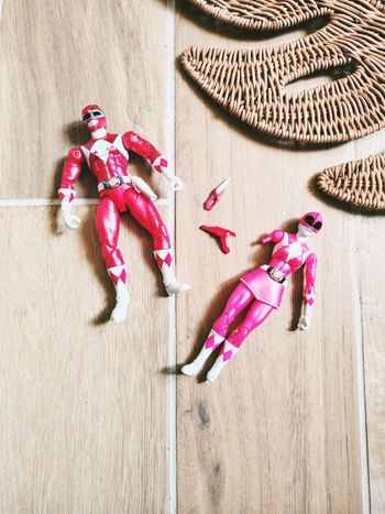 🙅 Power rangers mighty morphin- Legacy collection- Lot Figurines rangers rose et rouge - marque Bandai