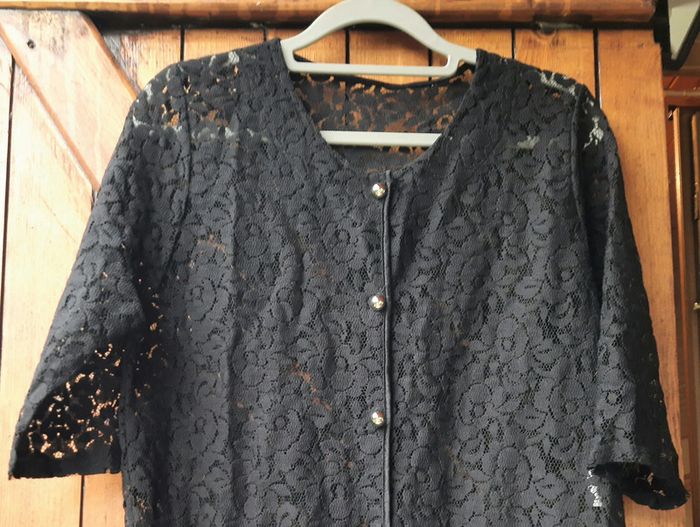 Gilet noir en dentelle 42 - photo numéro 3