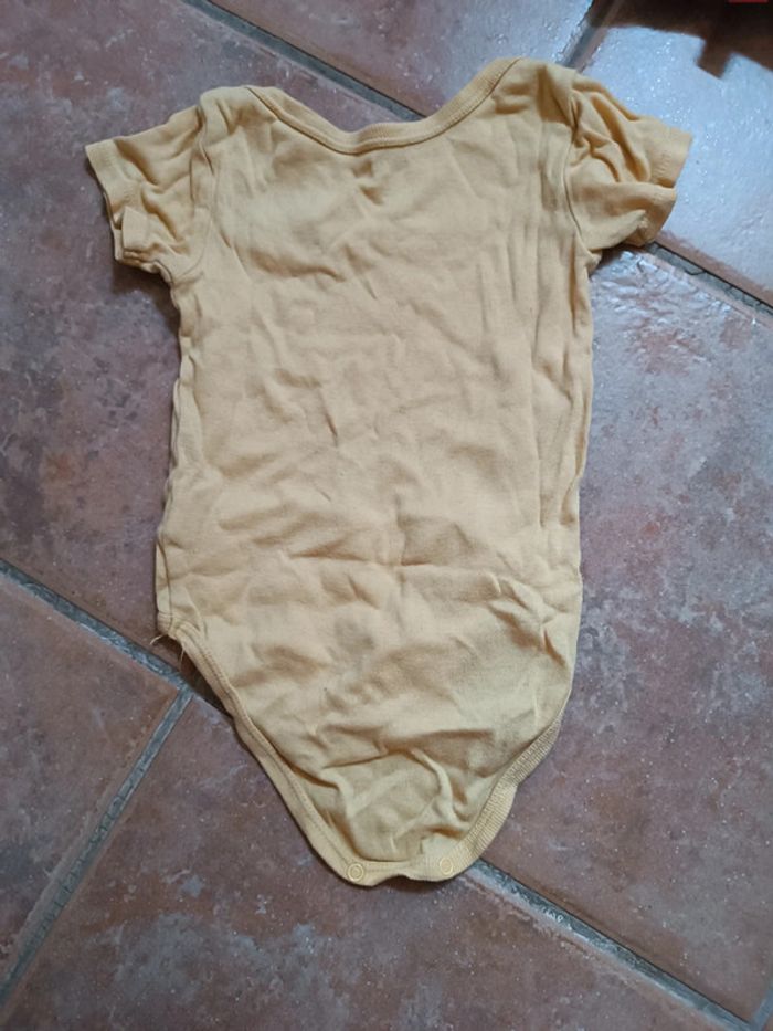 Body 18 MOIS - photo numéro 2