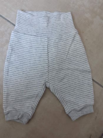 Pantalon C&A 1 mois