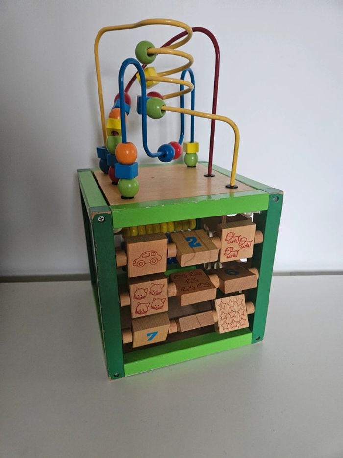 Grand cube en bois - photo numéro 2