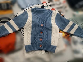 Gilet épais en laine col v