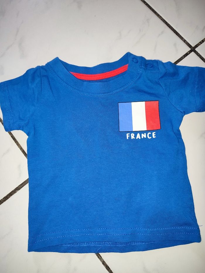 T-shirt n