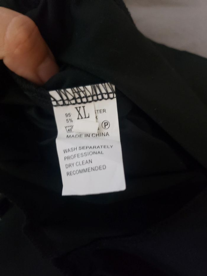 Pantalon neuf noir TXL - photo numéro 2