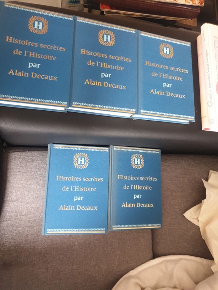 Fantôme l'histoire secrète de l'histoire par Alain Decaux exemplaires numérotés