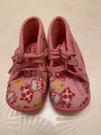 Chaussons fille 20