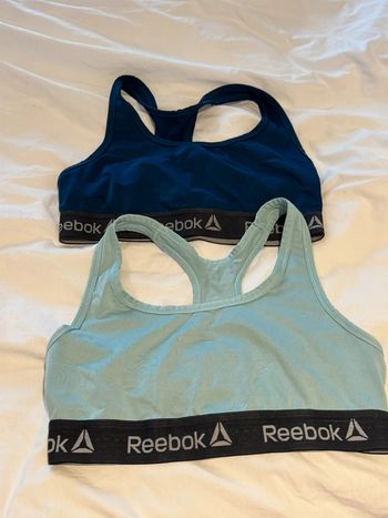 Lot brassières reebok M