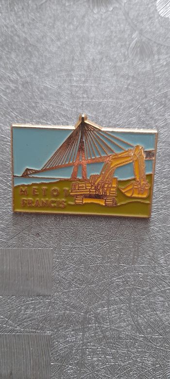 Pin's. Chantier du pont de Normandie