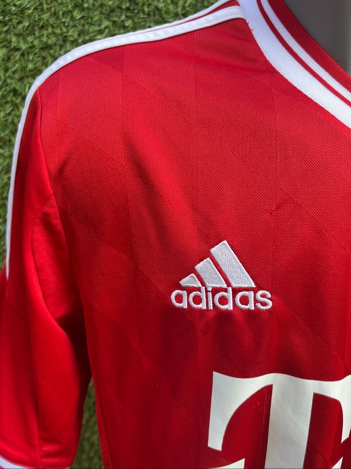 Maillot lahm Bayern Munich - photo numéro 7
