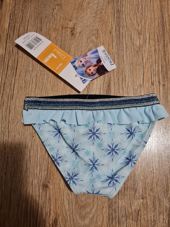 Maillot de bain 2 pièces disney Frozen 2 reine des neiges Taille 4ans neuf - photo numéro 6