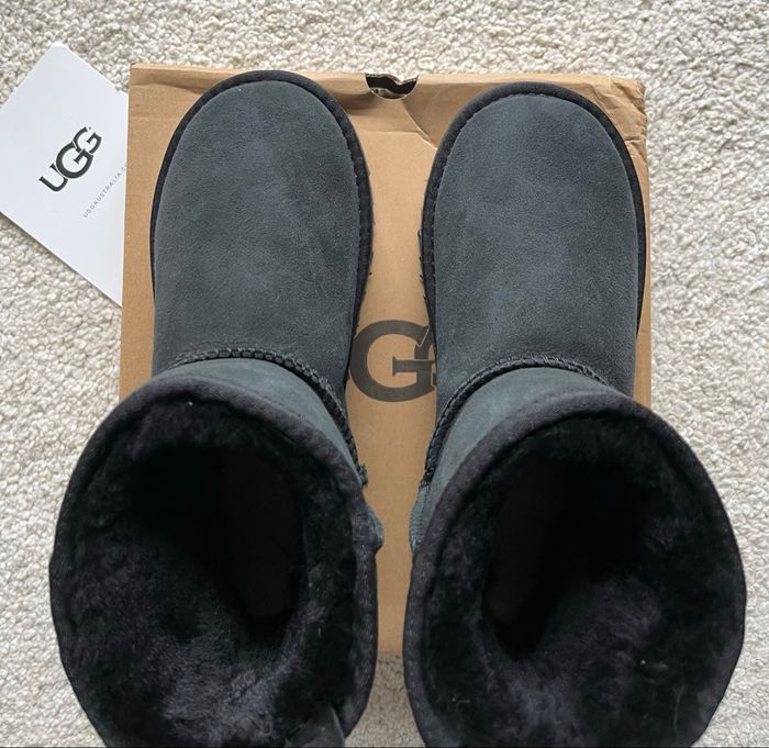 Bottines UGG Classic Mini Platform - Taille 37 - Neuves - photo numéro 7