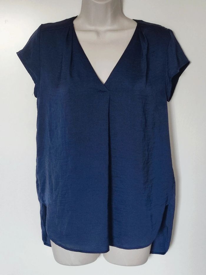 Tee-shirt satin col V bleu marine / H&M - 34/XS - photo numéro 3