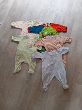 Lot  bébé fille 3 mois
