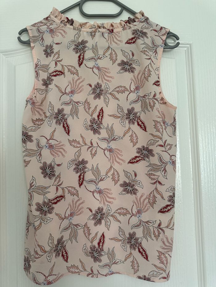 Top fleuri Morgan 38 - photo numéro 6