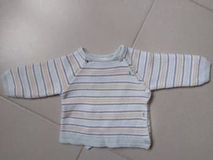 Pull gilet brassière 3 mois
