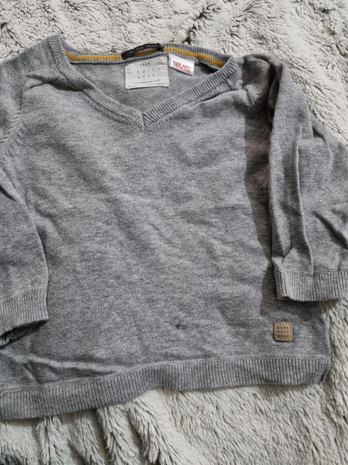 Pull leger zara gris taille 9 a 12 mois
