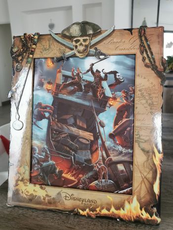 Cadre disneyland paris pirates des caraïbes