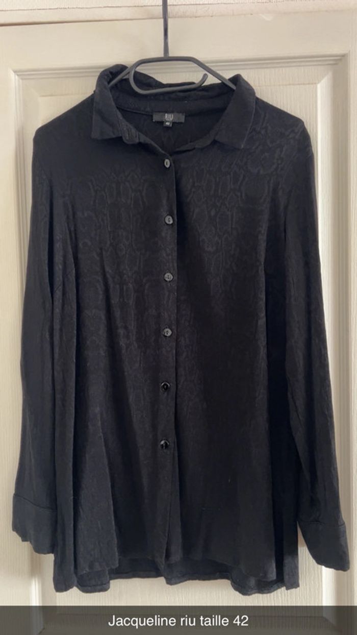 Chemise motif serpent noir