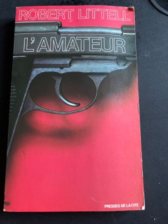 Livre L’amateur