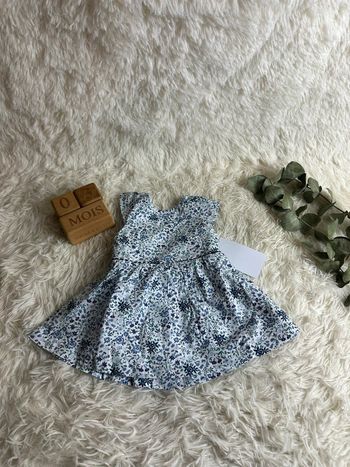 Robe de cérémonie fleurie Vertbaudet taille 3 mois