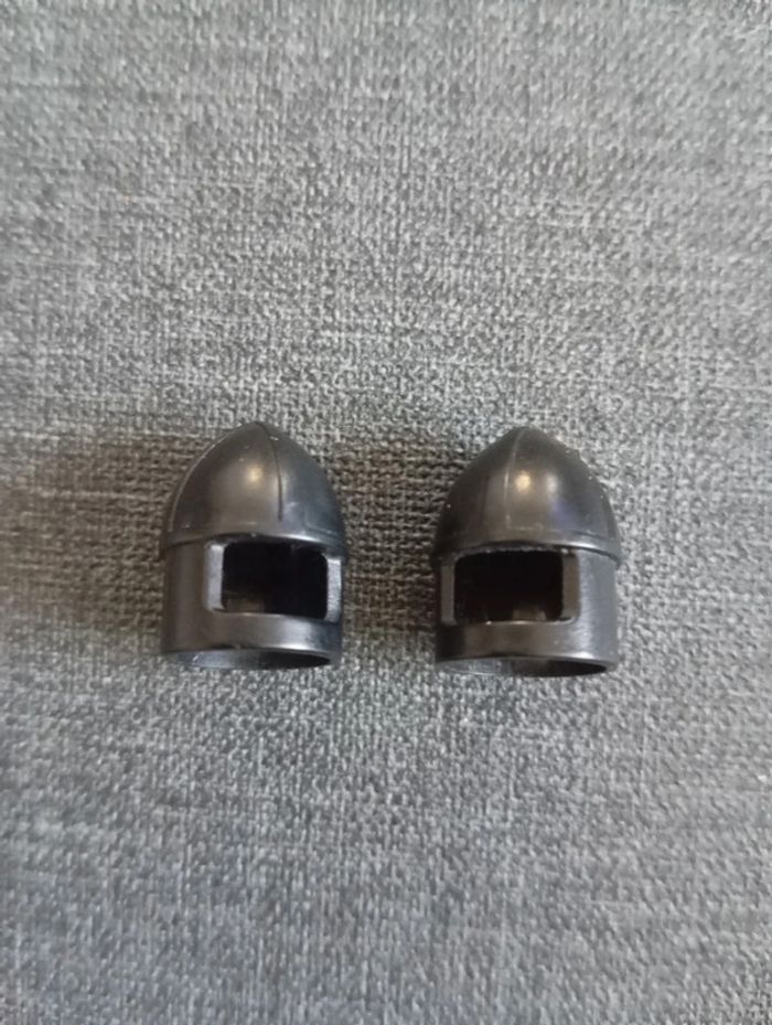 Minifigure, headgear helmet castel with chin guard - photo numéro 2