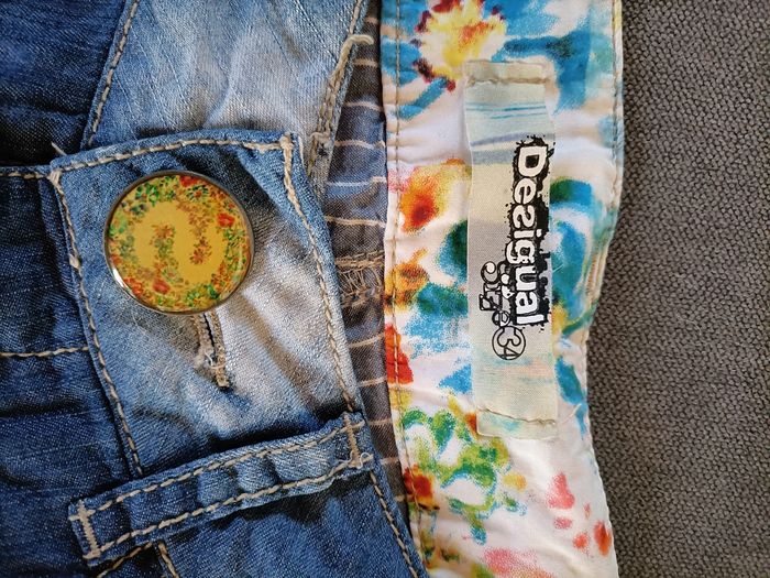 Jupe courte Desigual taille 34 - photo numéro 6