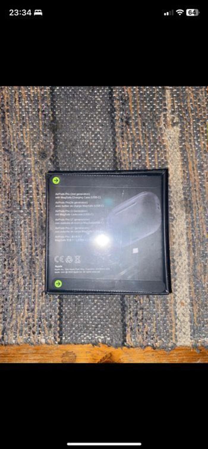 AirPods pro2 noir mat version américaine édition limitée sous blister - photo numéro 2
