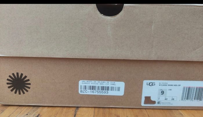 Boots Ugg W CLASSIC RISING HEEL ZIP - photo numéro 9