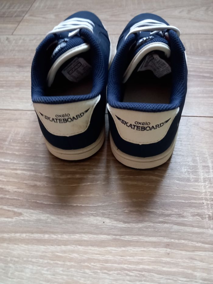Basket bleu marine marque oxelo taille 37 - photo numéro 2