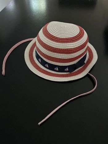 Très joli chapeau sergent major neuf 24/36moos