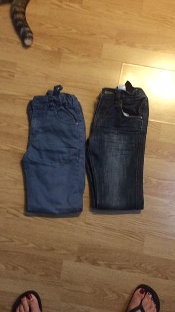 Lot 2 jeans 9 ans