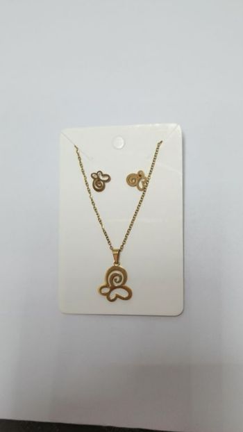 Collier avec boucles d'oreilles acier inoxydable neuf 