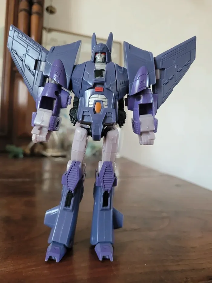 Vends transormers cyclonus hasbro 2009 - photo numéro 3