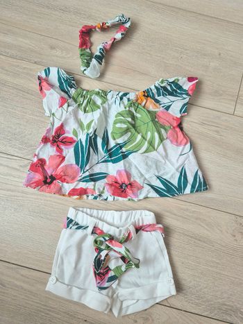 Ensemble bébé fille 9mois
