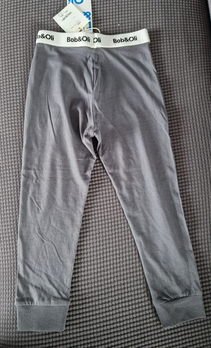Pantalon neuf 4 ans - photo numéro 4