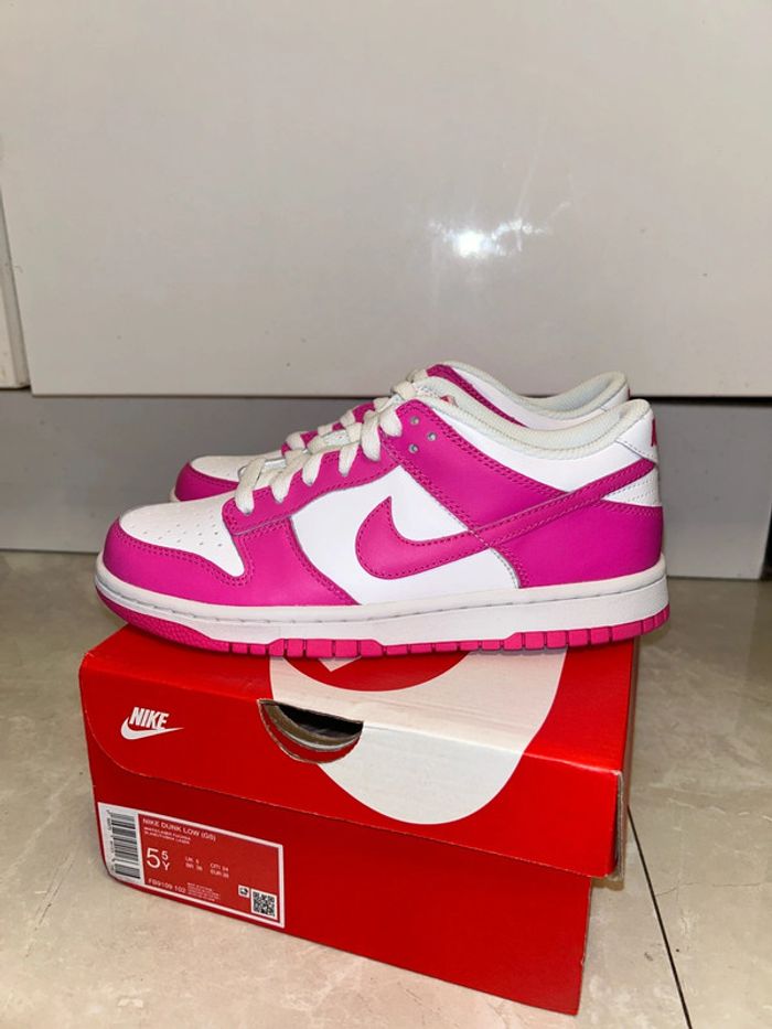 Nike Dunk low Fuchsia Laser