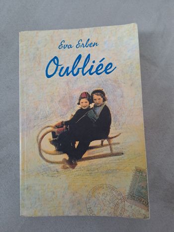 Livres Oublié d'éva Erben