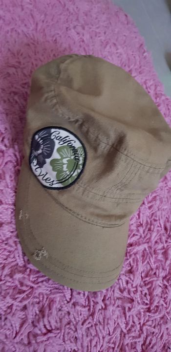 Casquette  enfant  taille 6/8 ans