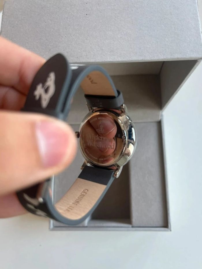 Montre Vivienne Westwood - photo numéro 3