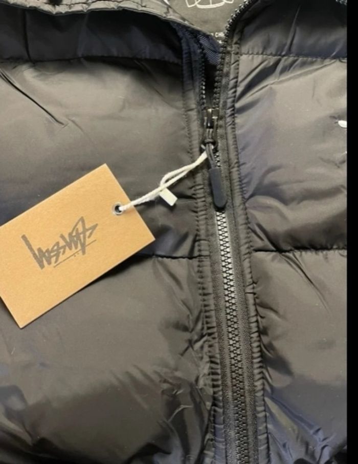 Doudoune Stüssy noire/grise, taille L - photo numéro 4